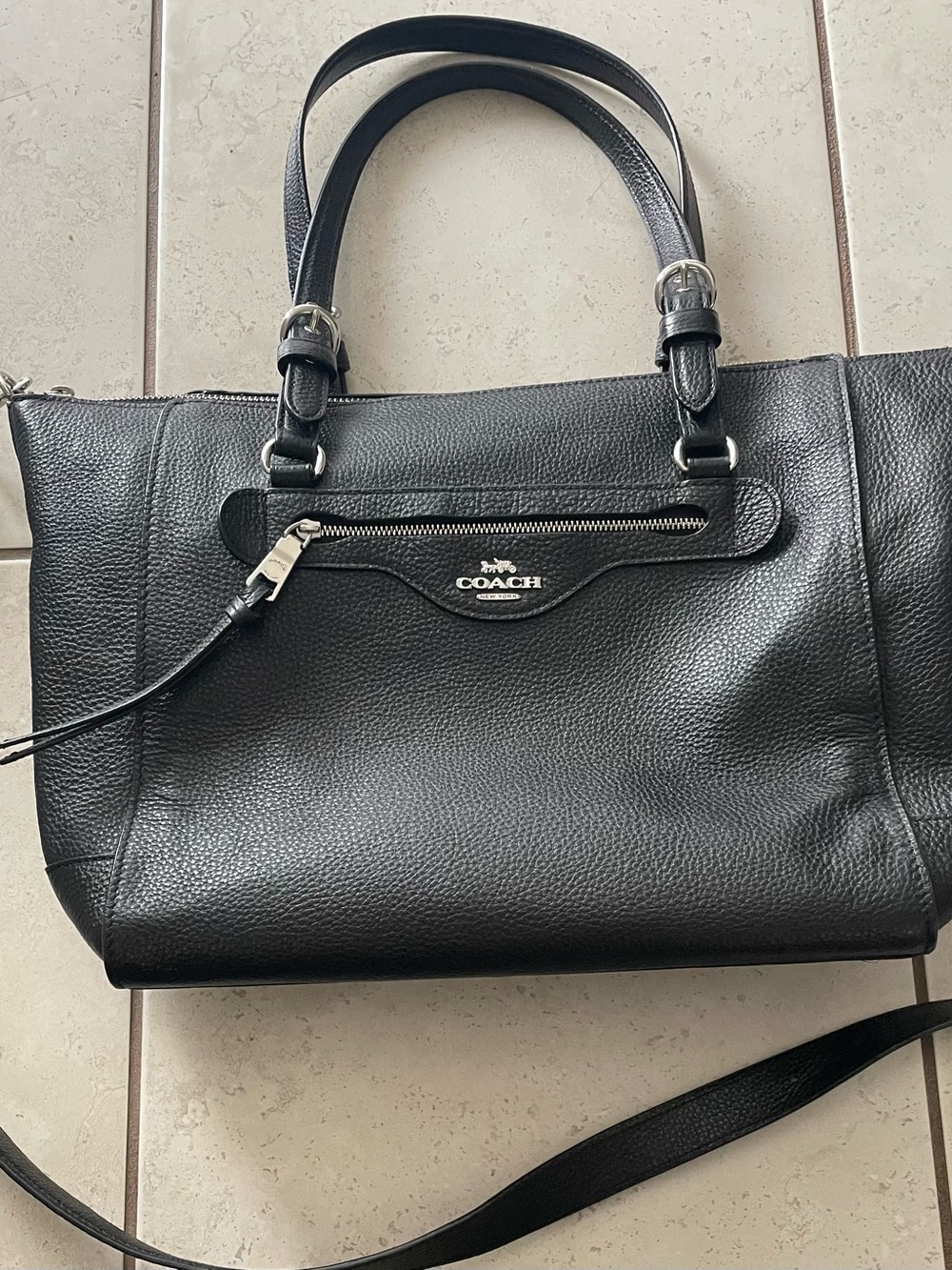 COACH Black Leather Shoulder Tote/Laptop Bag with Front Zip Pocket